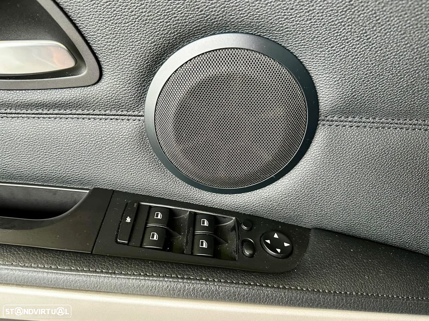 BMW 318 d Touring Navigation Sport - 11