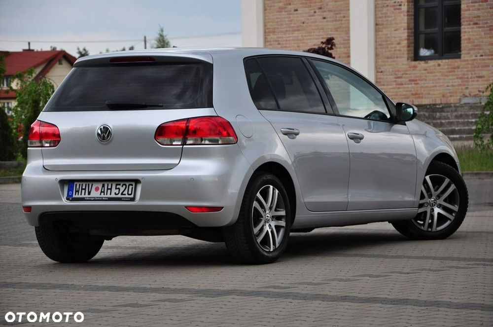 Volkswagen Golf - 14