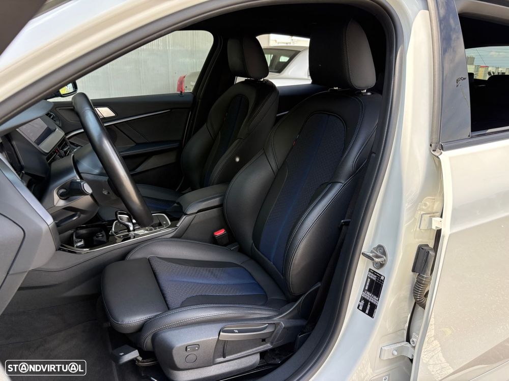 BMW 116 d Pack Desportivo M Auto - 8