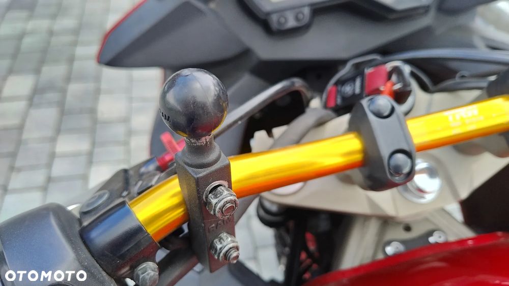 Yamaha XJ - 28