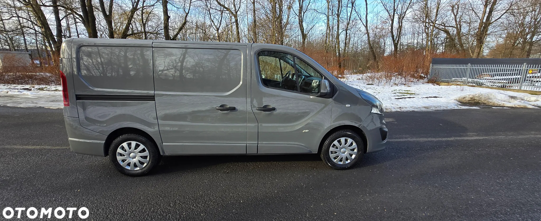 Opel Vivaro L2H1 2.9t Edition - 11