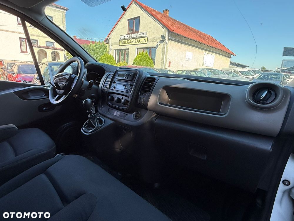 Renault Trafic - 15