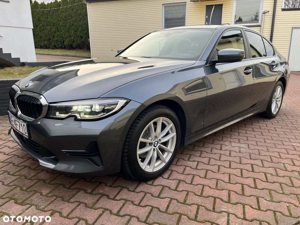 BMW Seria 3 320i xDrive - 4