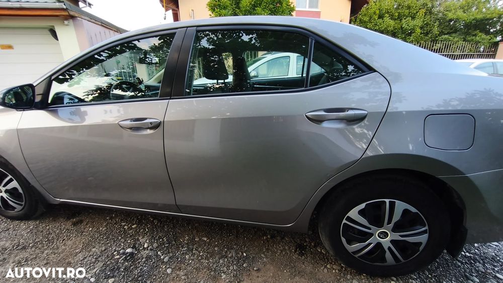 Toyota Corolla 1.6 Valvematic Terra - 13