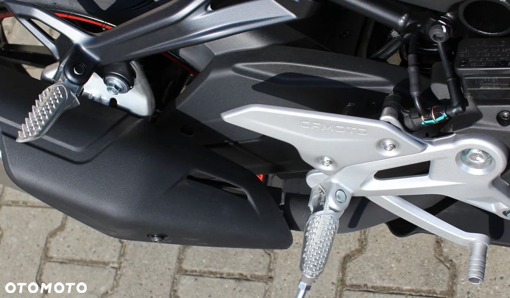 CFMoto 450SR - 17