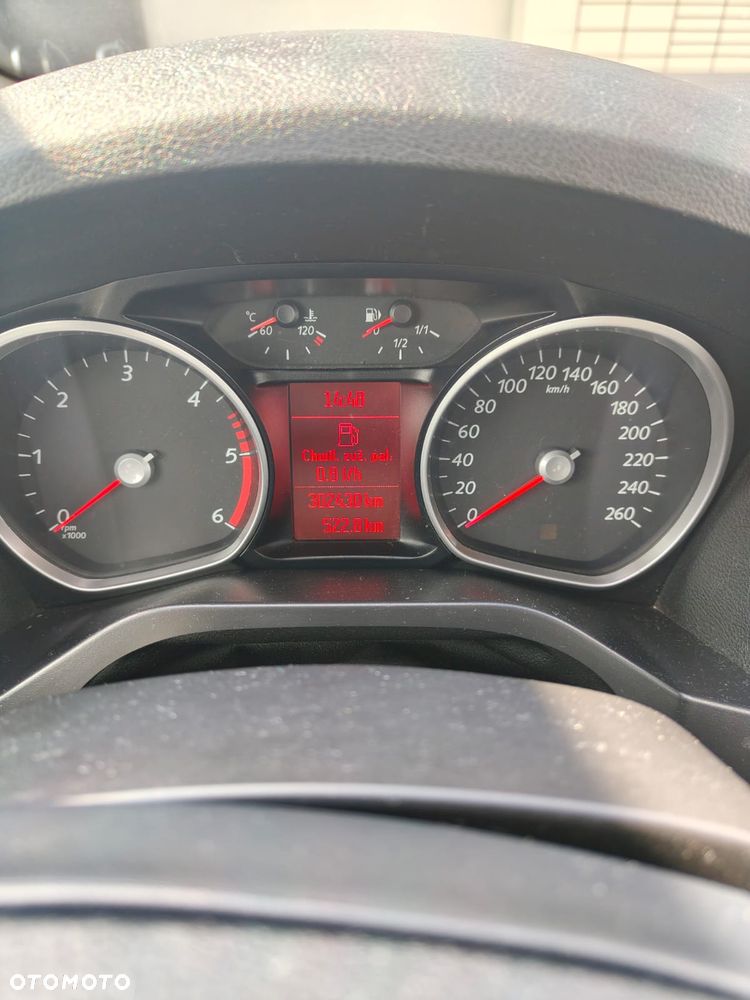 Ford S-Max - 12