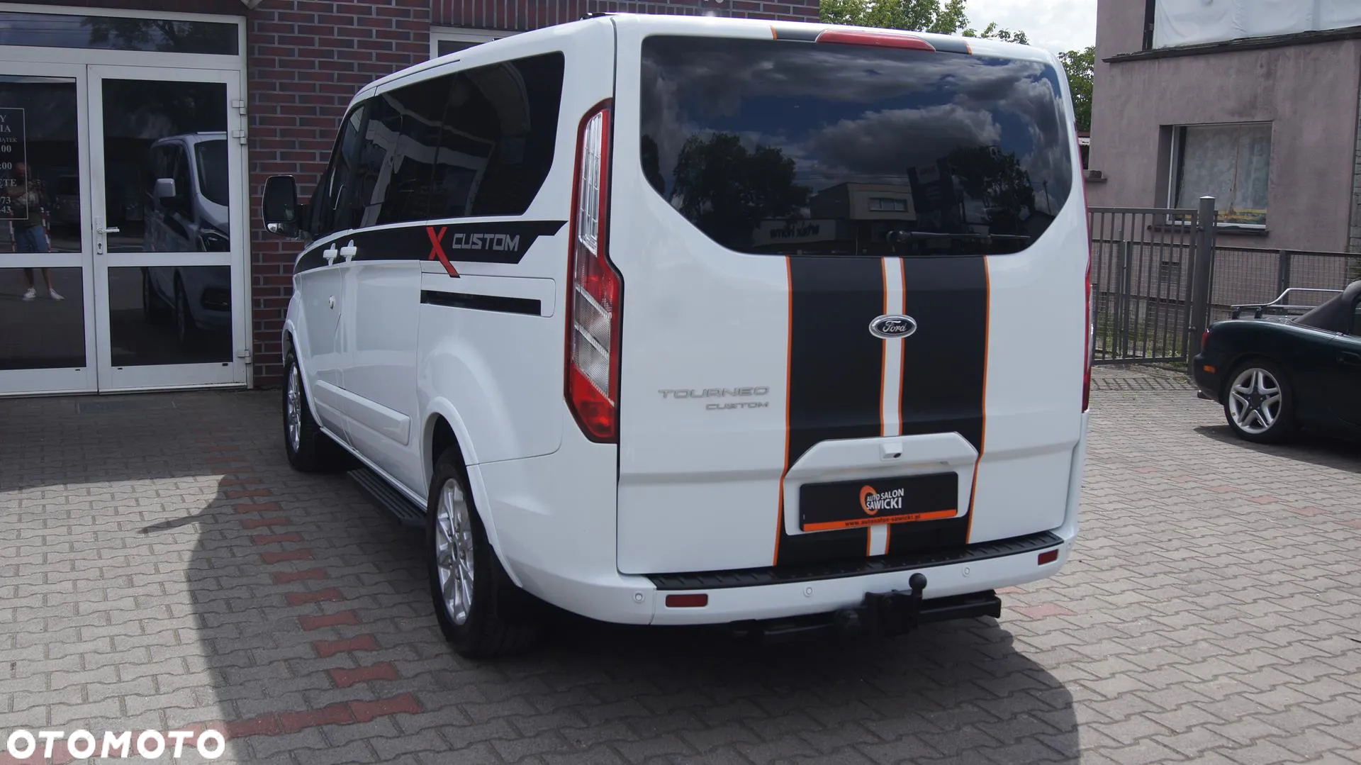 Ford Tourneo Custom 2.0 EcoBlue L1 Titanium SelectShift - 8