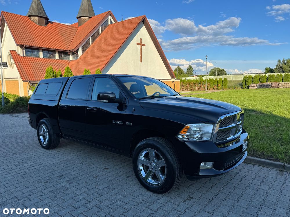Dodge RAM 5.7 4x4 - 3