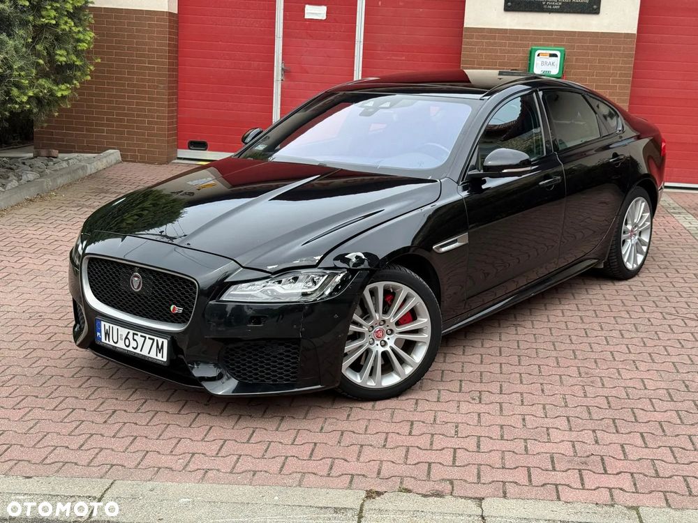 Jaguar XF S AWD - 32