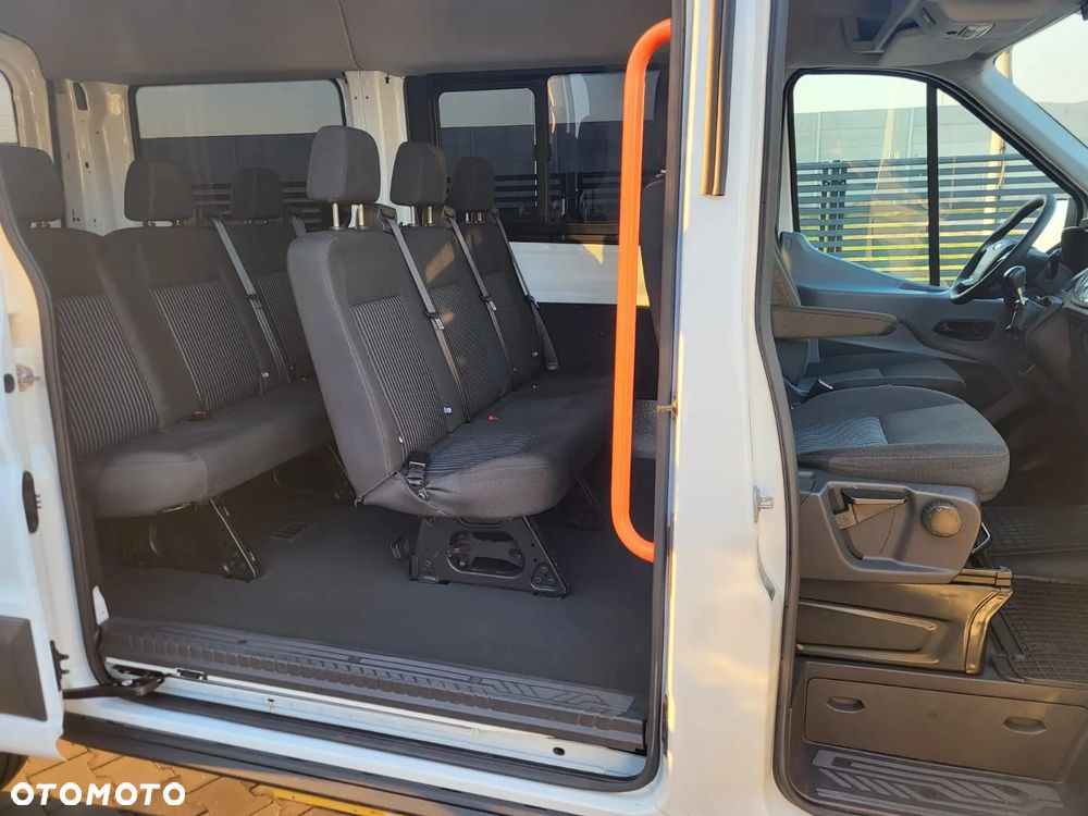 Ford Transit - 13