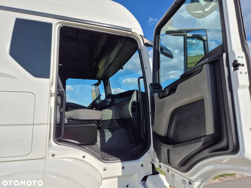 MAN TGS 18.400 18.470 NAUKA JAZDY STANDARD 4x2 / TGX 18.360 400 510 460 500 TOP STAN / ŚWIEŻO SPROWADZONY - 24