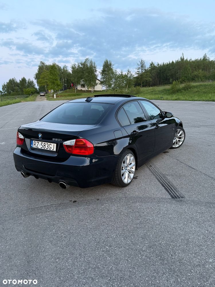 BMW Seria 3 320i Edition Sport - 22