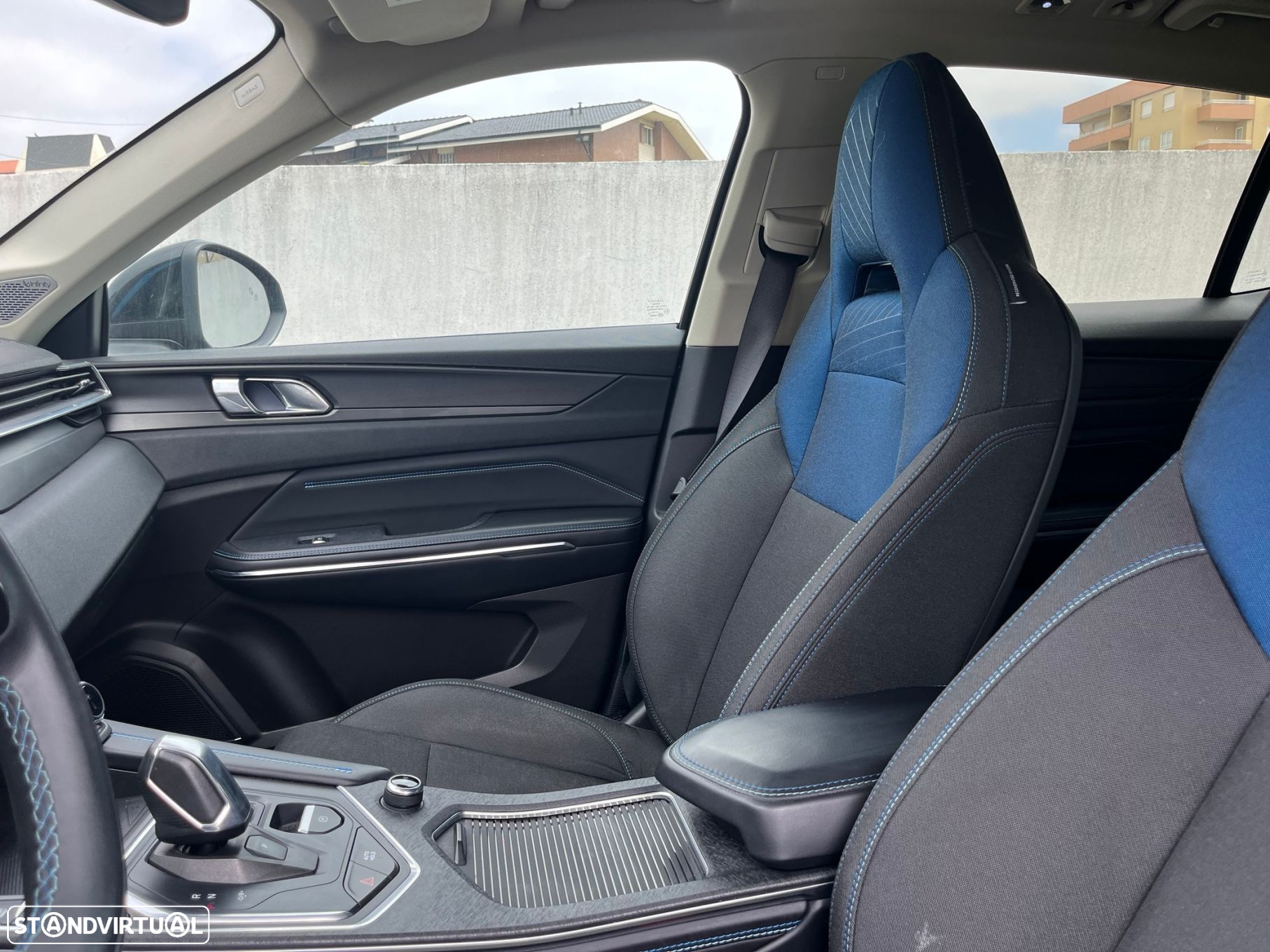 Lynk & Co 01 - 15