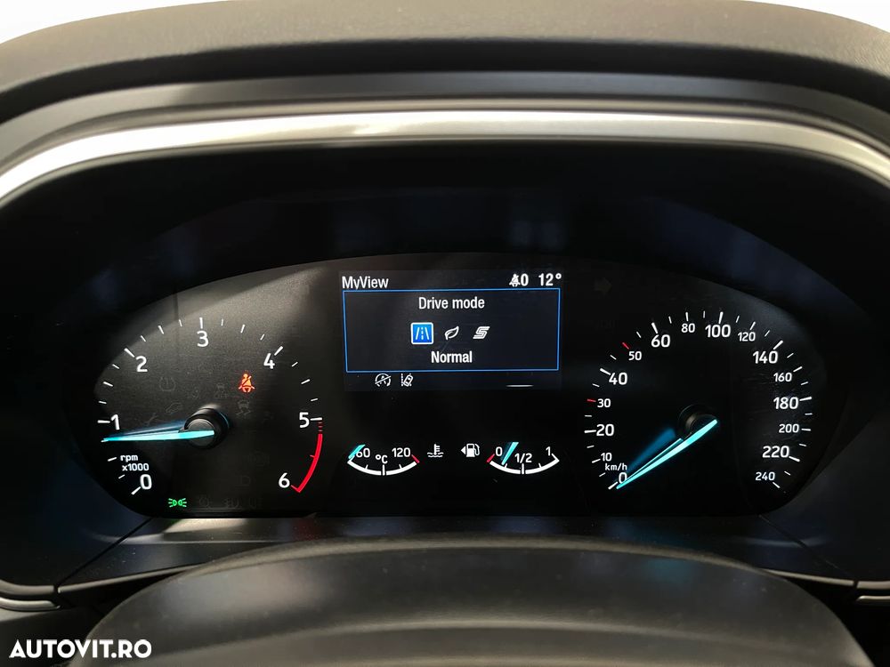 Ford Focus 1.5 EcoBlue Trend Edition - 24