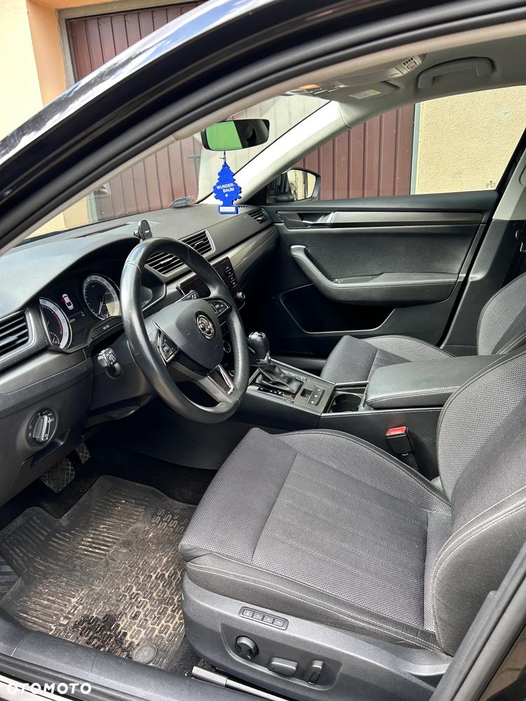 Skoda Superb 2.0 TSI Ambition DSG - 14