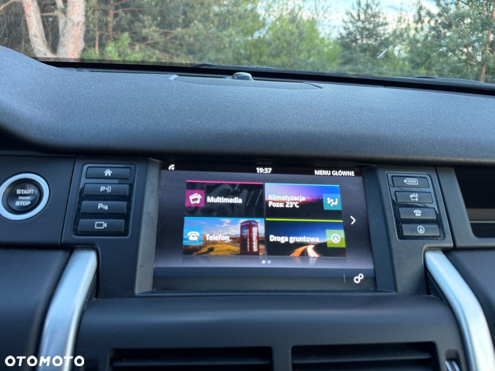Land Rover Discovery Sport TD4 HSE Luxury - 30