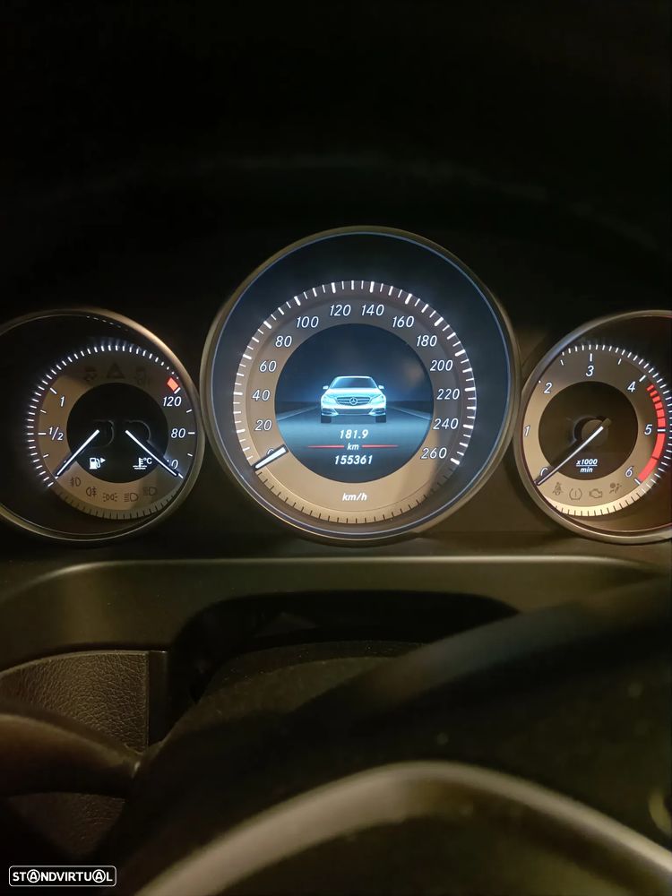 Mercedes-Benz E 220 BlueTEC Avantgarde Auto. - 9