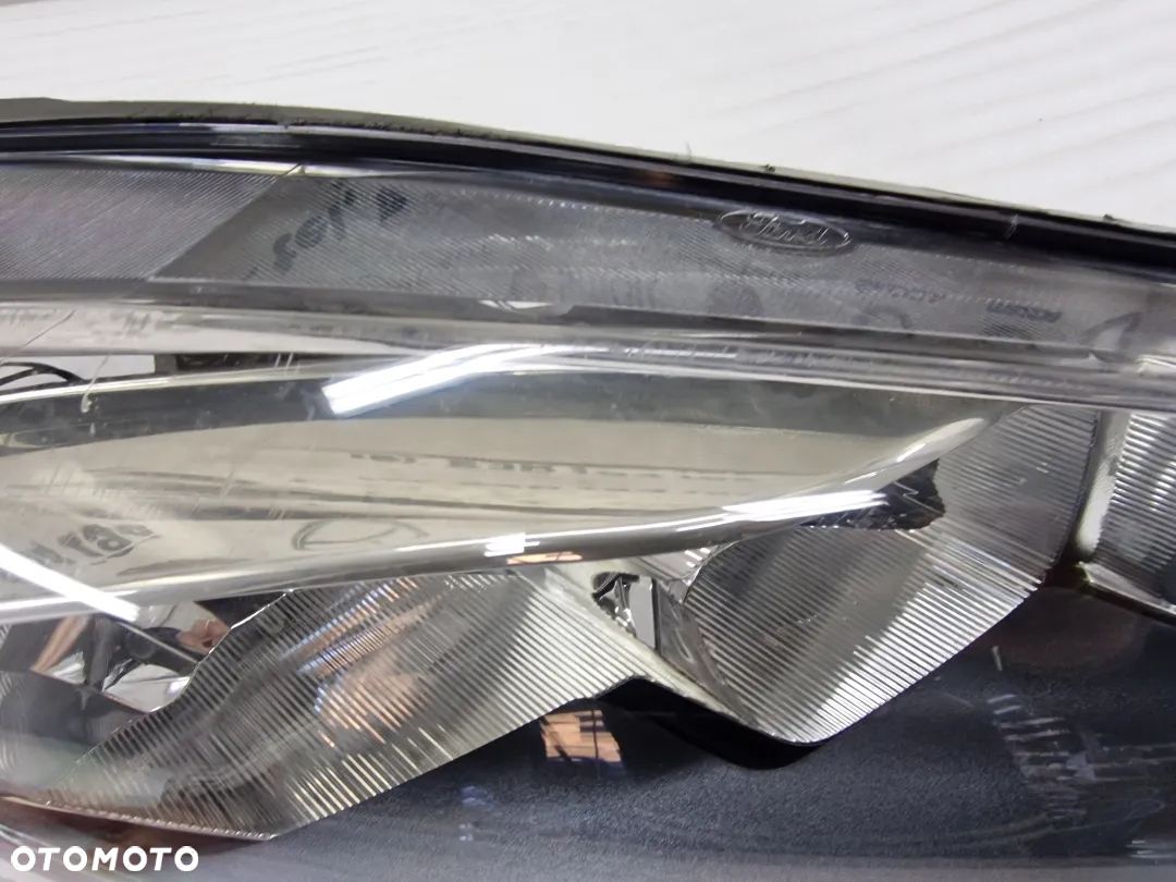 FORD FIESTA MK7 LIFT 12- PRAWA LAMPA PRZEDNIA PRZÓD , NR C1BB-13W029-AH , NR AUKCJI LL505 - 9