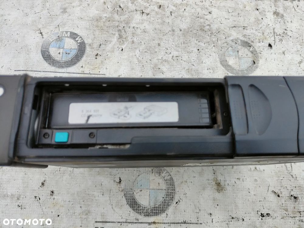 BMW E87 E81 E90 E91 Zmieniarka CD z magazynkiem 9181326 - 3