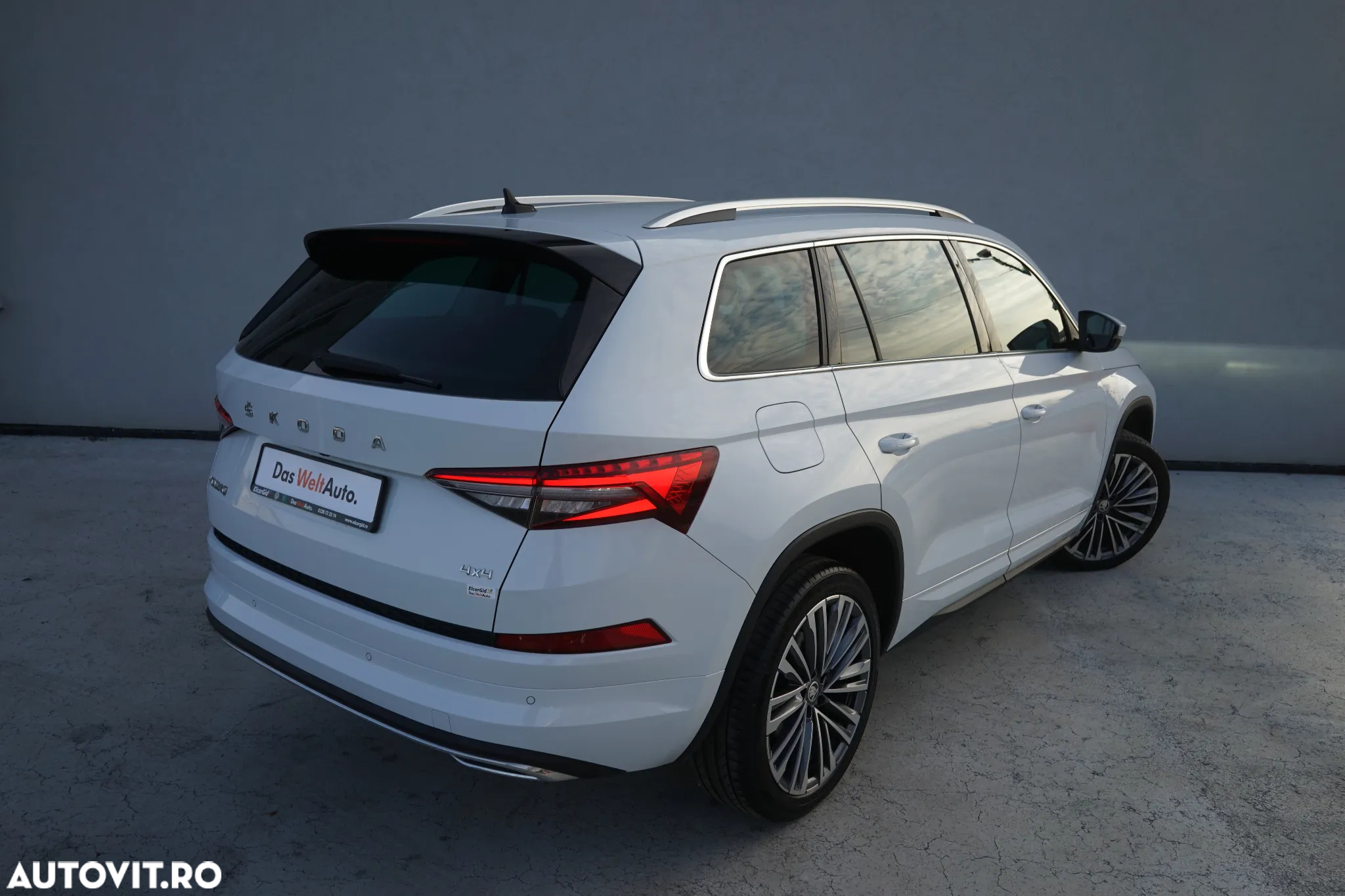 Skoda Kodiaq 2.0 TDI 4X4 DSG L&K - 6
