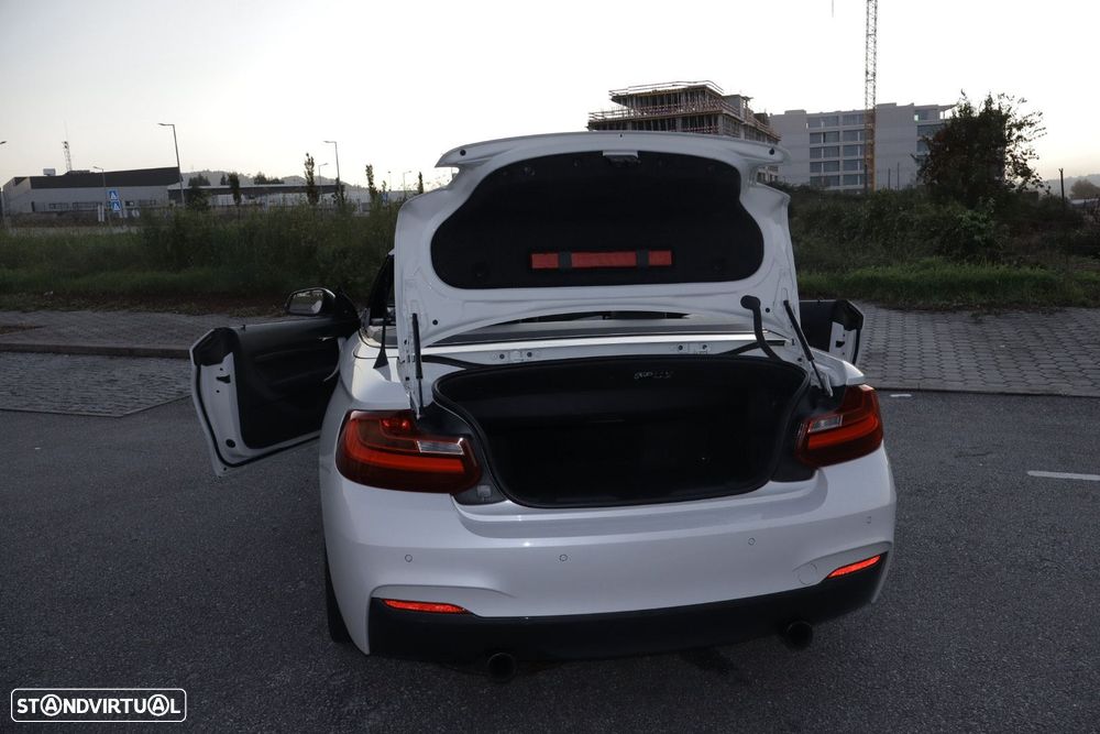 BMW 228 i Aut. M Sport - 11