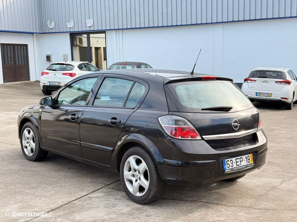 Opel Astra - 10
