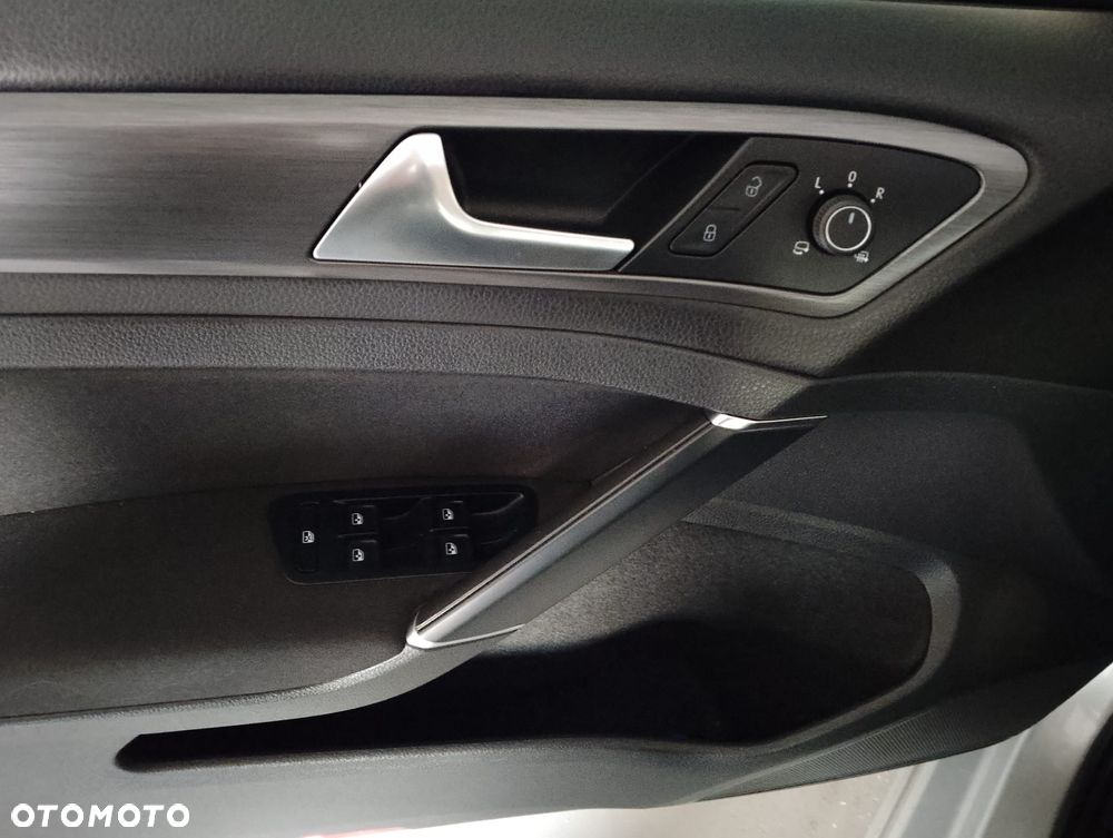 Volkswagen Golf 1.5 TSI ACT OPF DSG Comfortline - 14