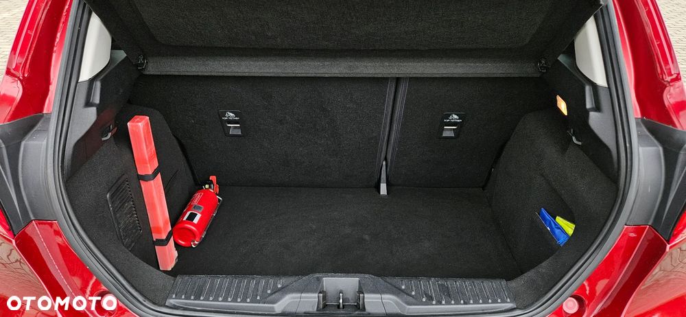 Ford Fiesta 1.0 EcoBoost S&S TITANIUM - 17
