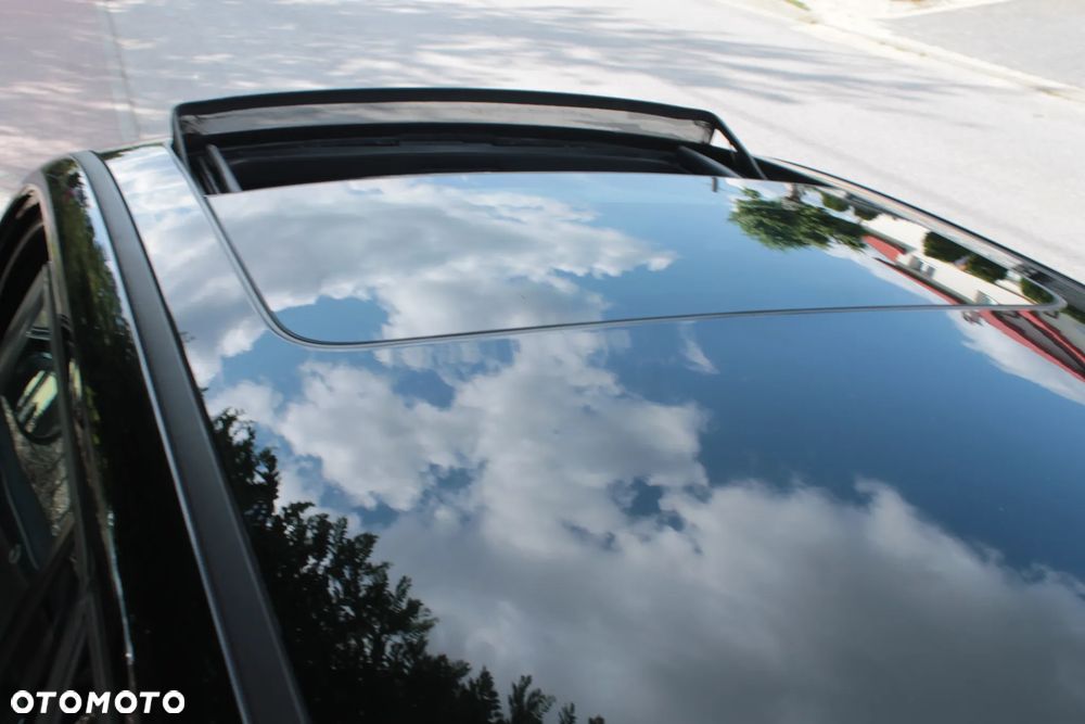 BMW X1 sDrive18d xLine - 24