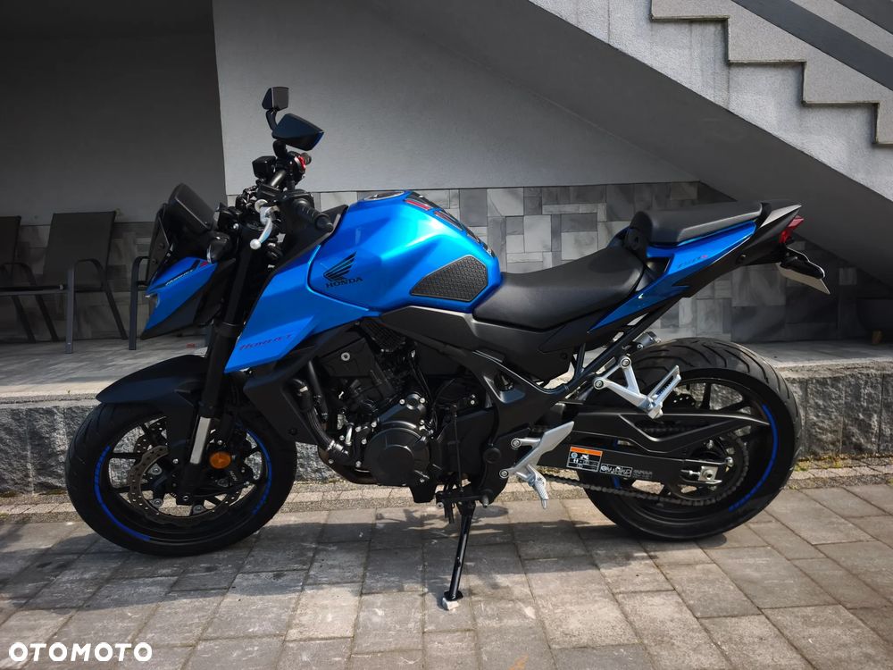 Honda CB - 2
