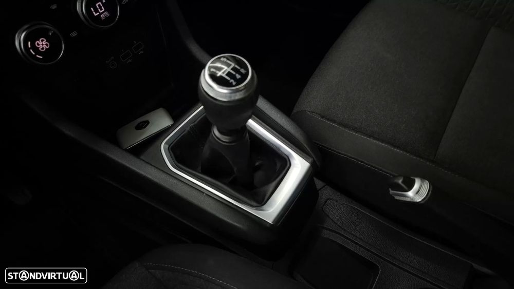 Renault Clio 1.0 TCe RS Line - 36