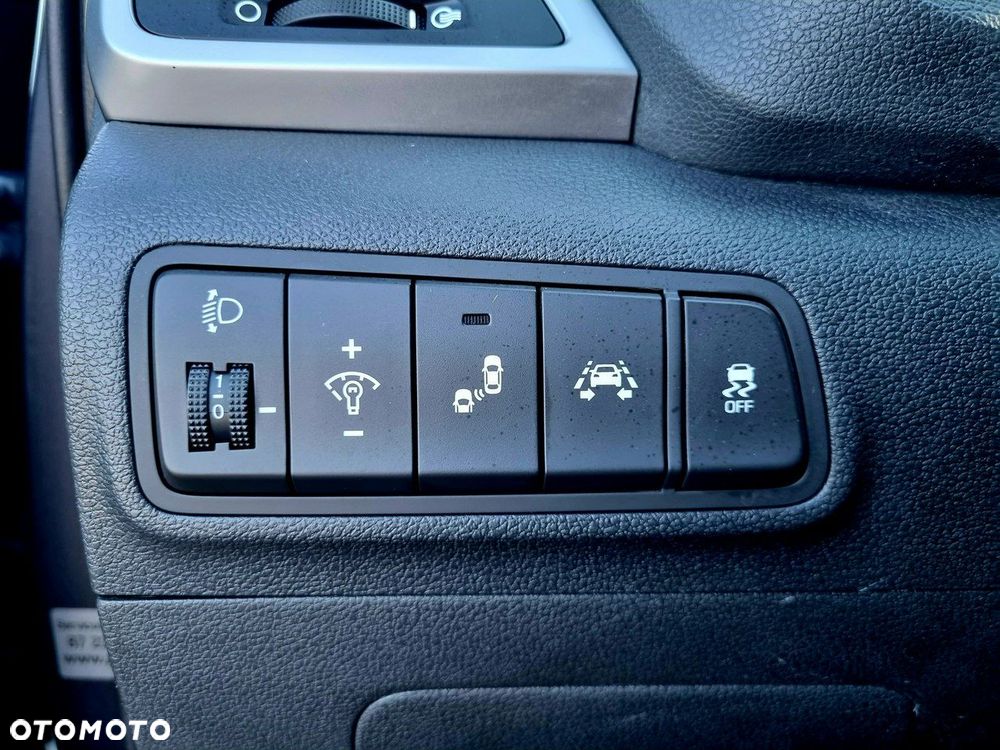 Hyundai Tucson blue 1.7 CRDi 2WD Style - 22