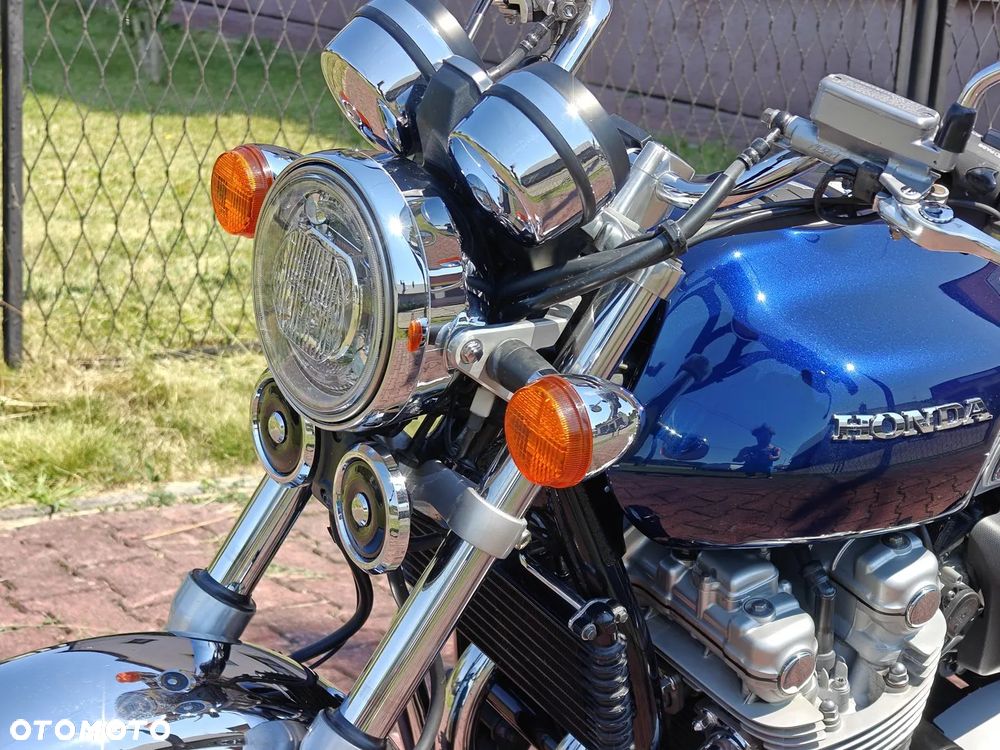Honda CB - 32