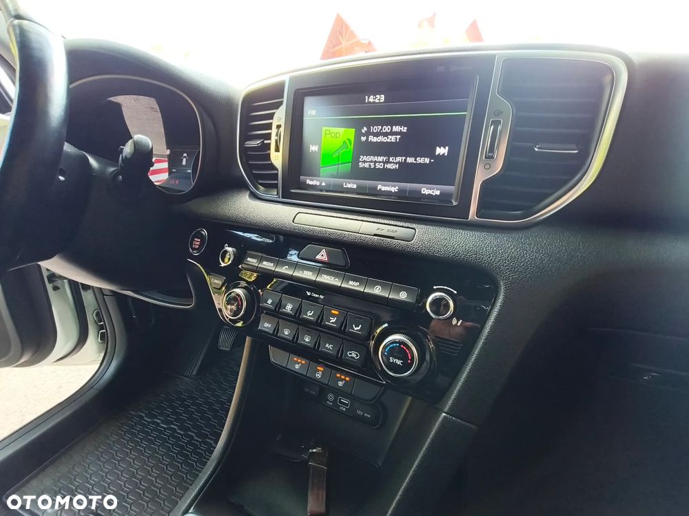 Kia Sportage 1.7 CRDI 2WD Dream-Team Edition - 20