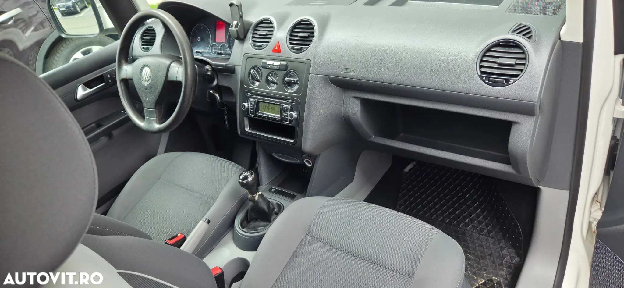 Volkswagen Caddy - 19