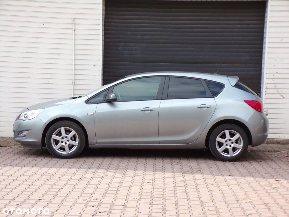 Opel Astra - 15