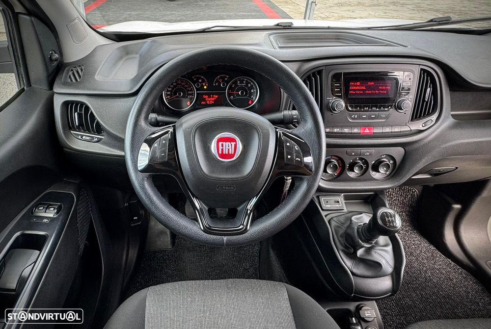 Fiat Doblo 3 lugares iva Dedútivel - 20
