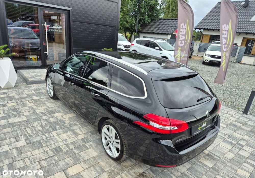 Peugeot 308 - 32