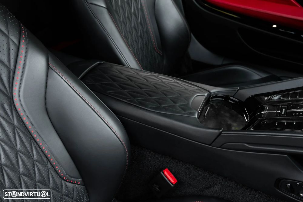 Aston Martin DB12 Coupé V8 Auto - 47