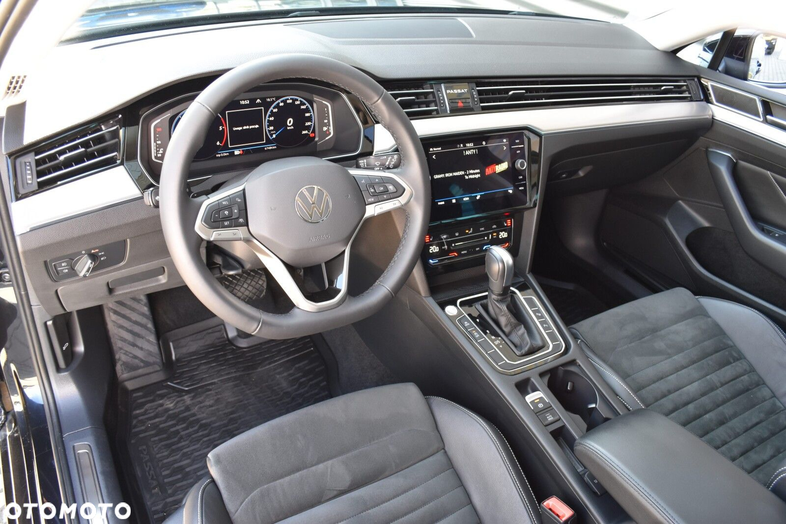 Volkswagen Passat 2.0 TDI EVO Elegance DSG - 10