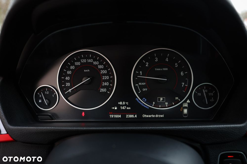 BMW Seria 3 330i Sport Line Sport - 30