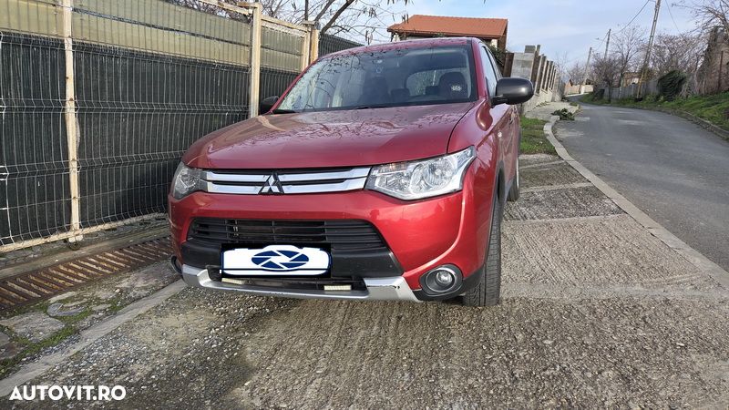 Mitsubishi Outlander 2.2 DI-D M/T AS&G Invite+ S16 - 1