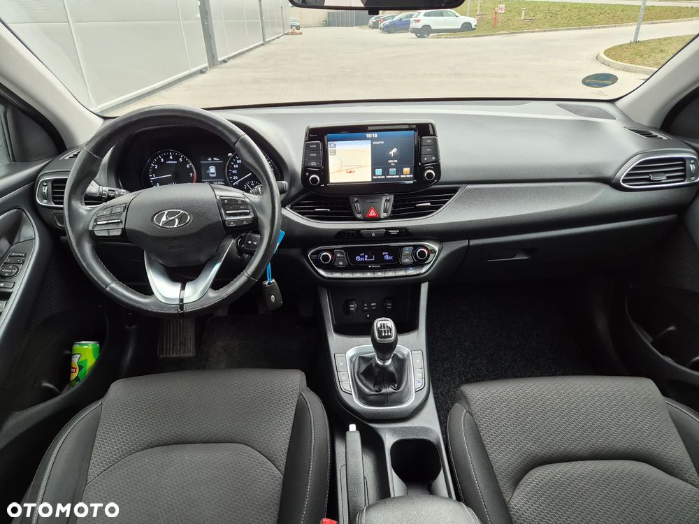 Hyundai i30 1.4 T-GDI Premium - 23