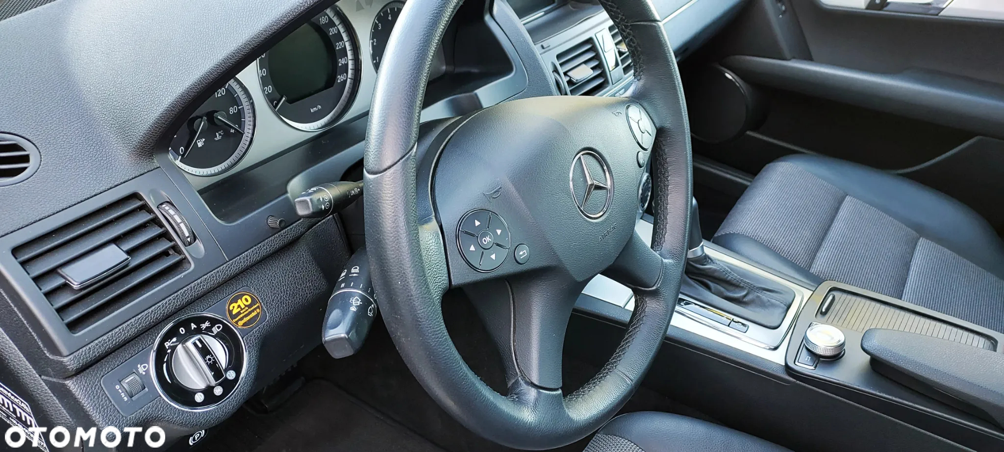 Mercedes-Benz Klasa C - 34
