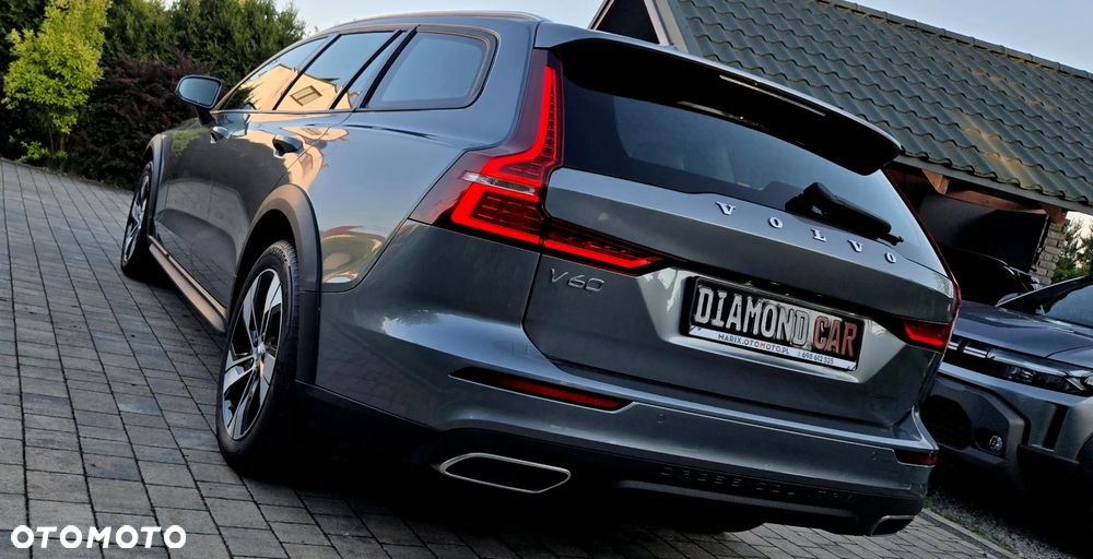 Volvo V60 Cross Country D4 AWD Geartronic Pro - 18