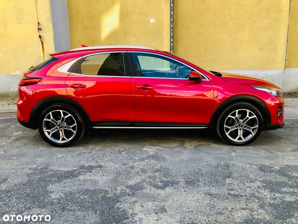 Kia XCeed 1.6 CRDi SCR L Business Line - 3