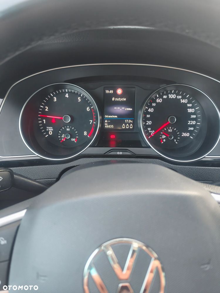 Volkswagen Passat 1.5 TSI EVO Comfortline - 15