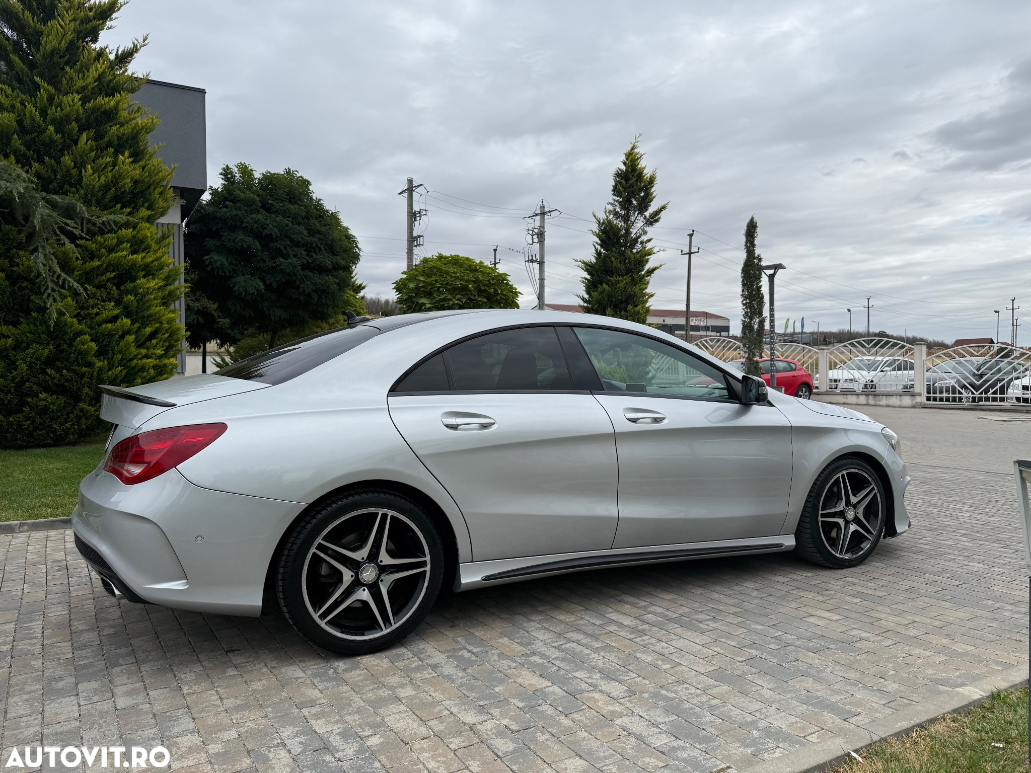 Mercedes-Benz CLA 180 7G-DCT AMG Line - 8