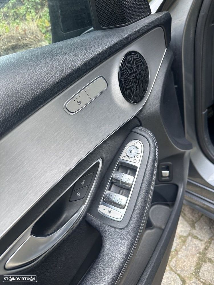 Mercedes-Benz C 220 d AMG Line - 34