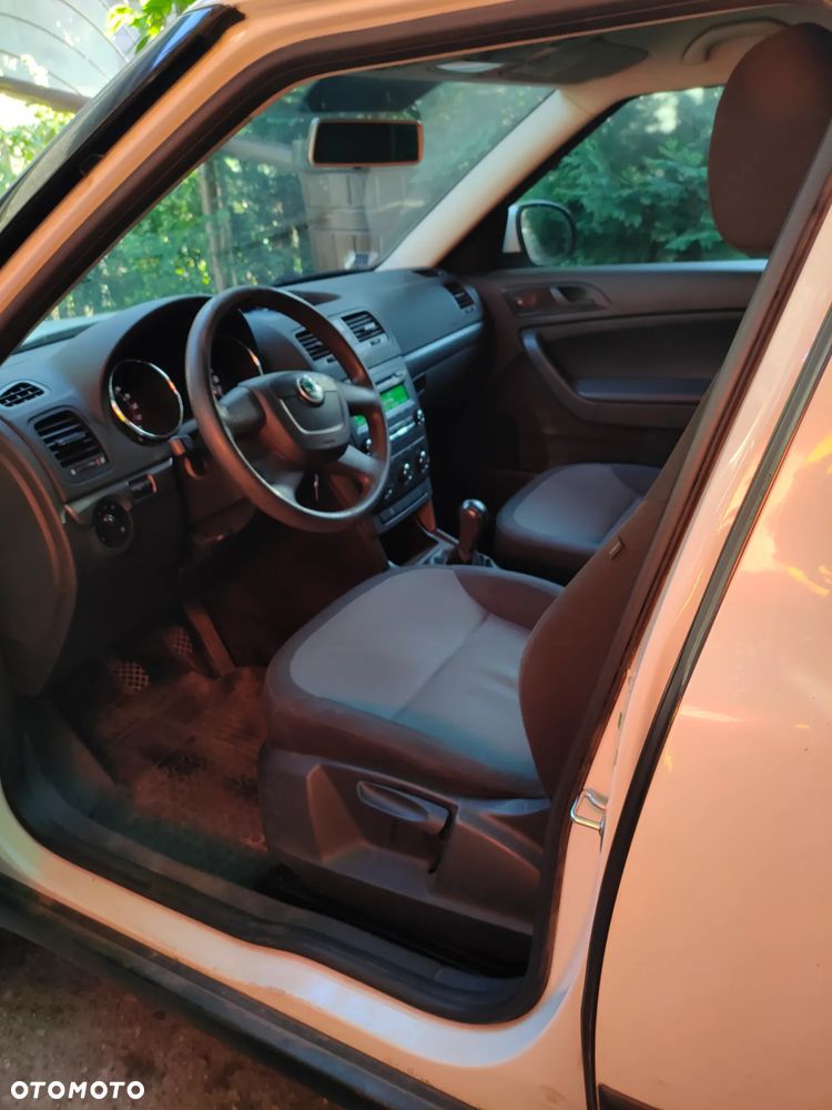 Skoda Yeti 2.0 TDI SCR 4x2 Active - 5